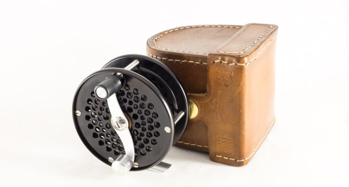 MohlinTroutLHWallBlack-1-2