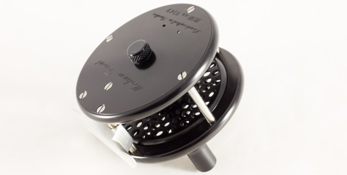 MohlinTroutLHWallBlack-4