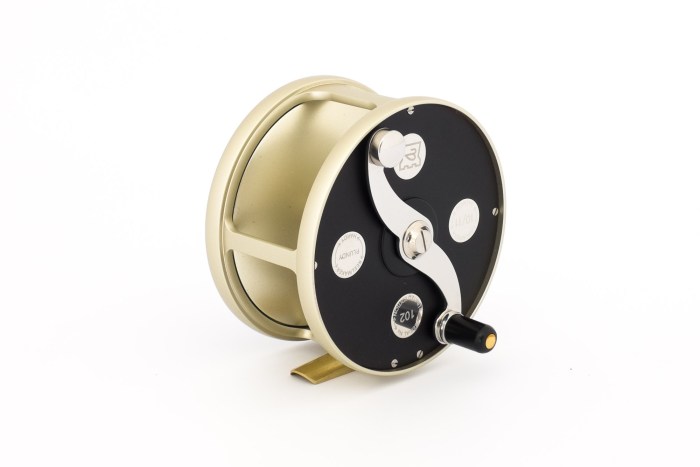 HardyHotspurCascapedia102-150-9