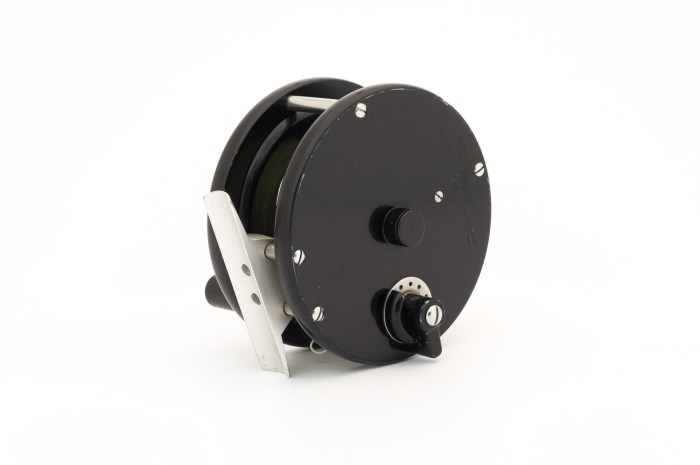 MohlinSeaTroutNarrowAllBlack-3